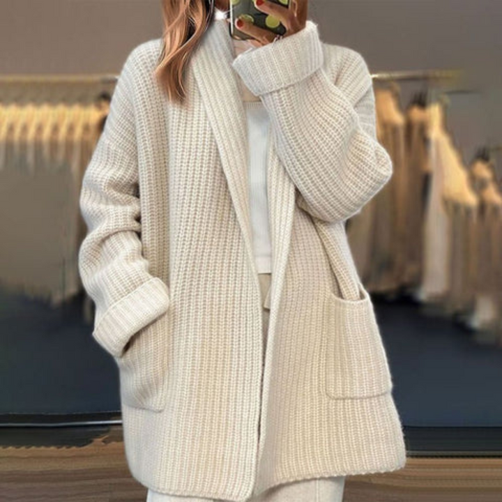Serenya | Classic Cardigan