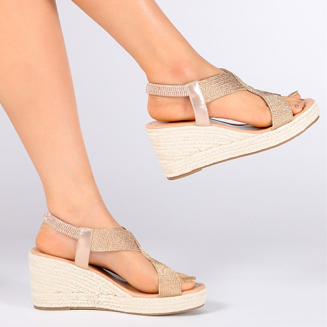 Aroa | wedge sandals with artisanal braiding